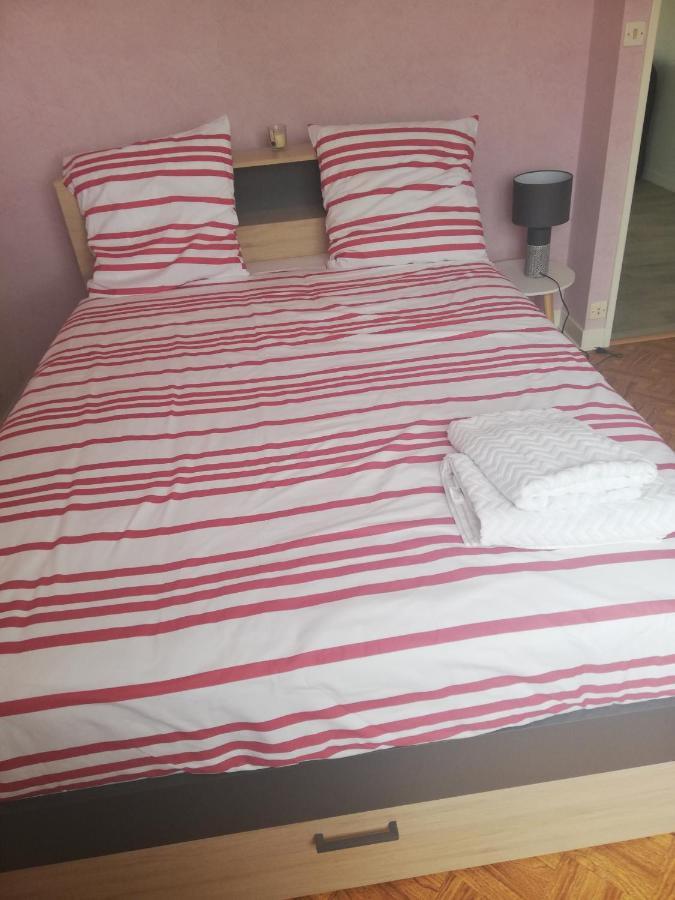 Joli appartement résidentiel à Troyes Exterior foto