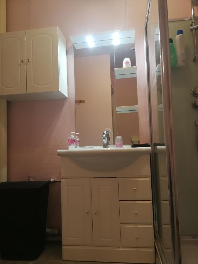 Joli appartement résidentiel à Troyes Exterior foto